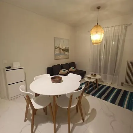 Β&Κ Home Δίπλα Από Την Θάλασσα Kalamata Exterior foto