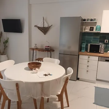 Β&Κ Home Δίπλα Από Την Θάλασσα Kalamata Exterior foto